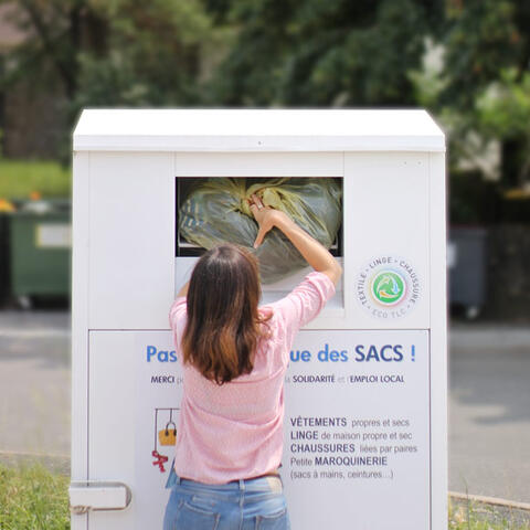 Tous les textiles sont admis dans les bornes à textiles